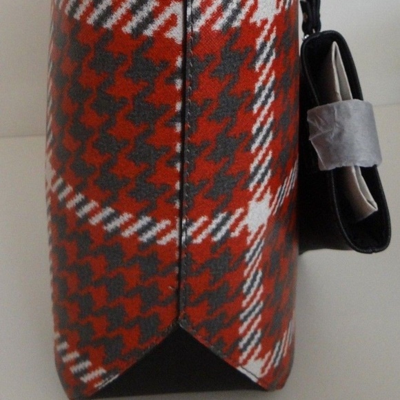 Chaps By Ralph Lauren Red Bag Tote NWT - Picture 4 of 7